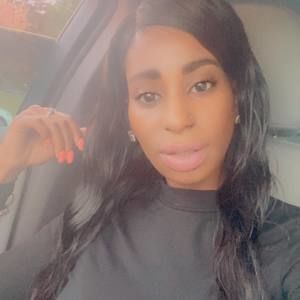 Meet your Posher, Kendra